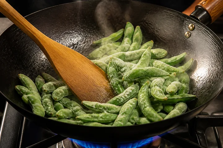Salteie o edamame